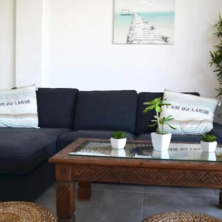 Apartment Tortuga 2 *